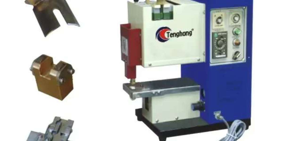 The Art of Perfect Edges: How Edge Painting Machines Elevate Footwear and Leather Goods Quality