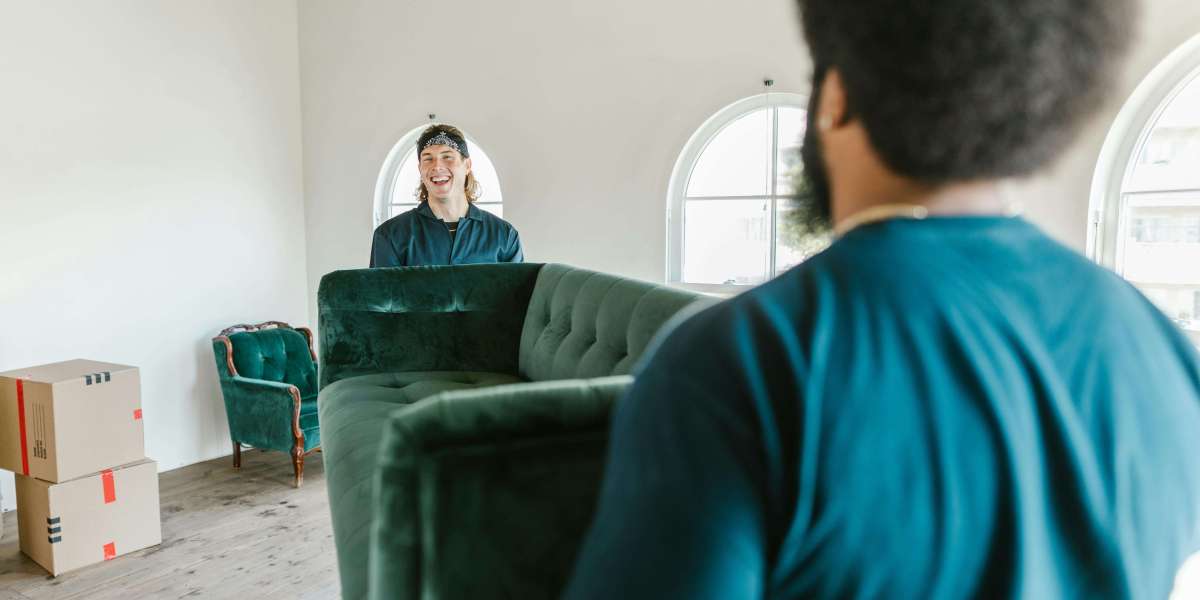 Residential Moving Services: What to Expect on Moving Day