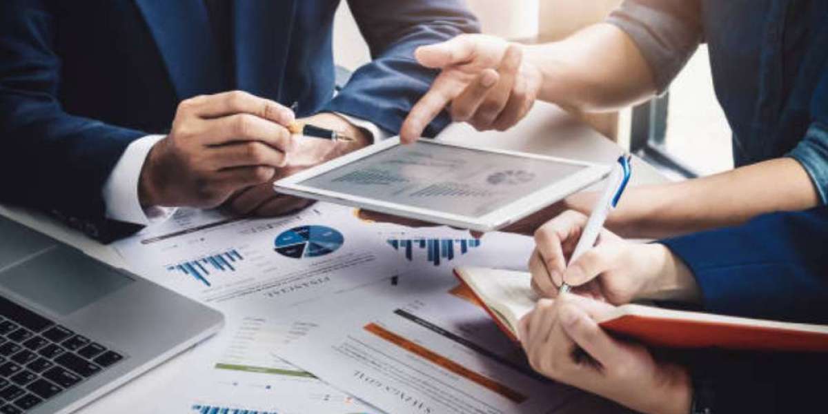 The Augmented Analyst: How Generative AI is Rewriting the BA Playbook