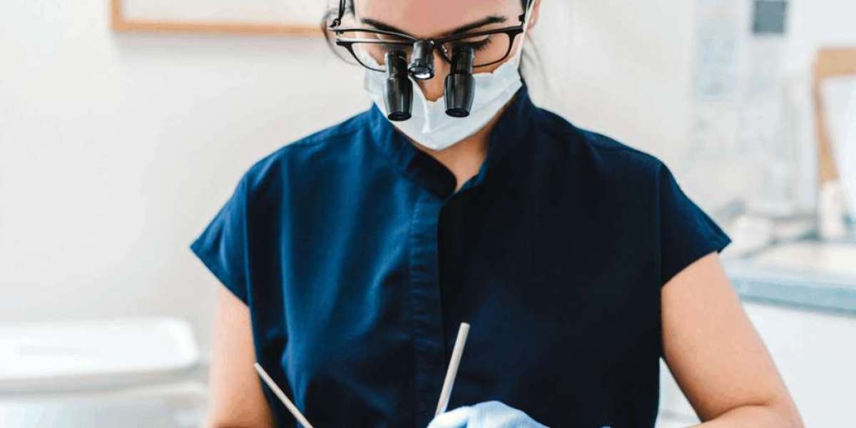 What to Look for When Choosing a Dental Practice in Redditch