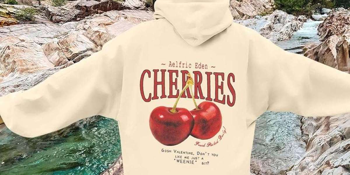 Genderless Streetwear: Fits Anyone Can Pull Off