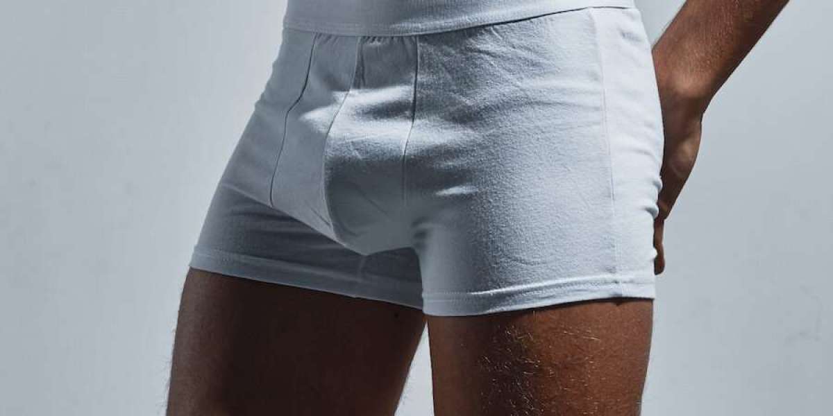 Can Penis Size Be Misperceived Visually?