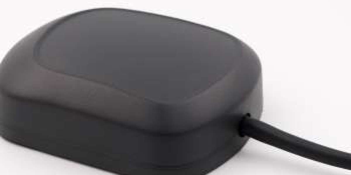 Why Your Vehicle Tracking System Is Inaccurate – And How a GPS Antenna Fixes It