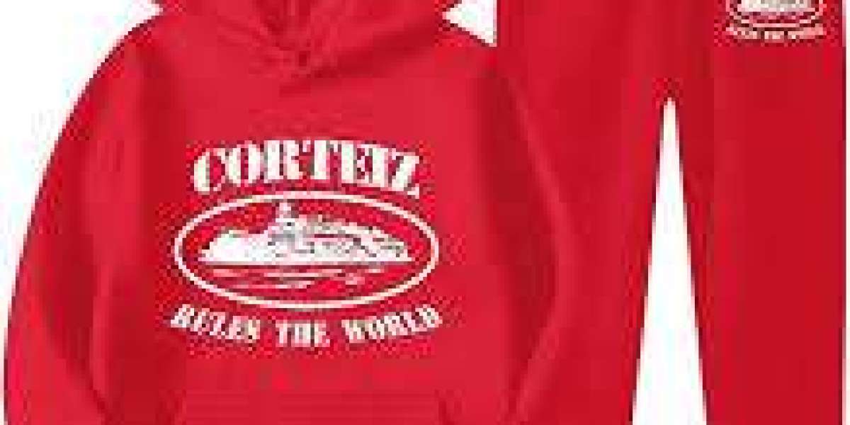 Corteiz Tracksuit – Stylish & Comfortable Outfit Set
