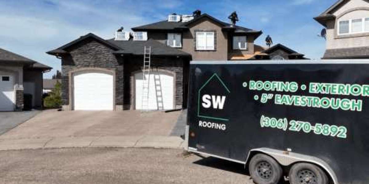 What to Look for in a Residential Roofing Calgary Contractor Before You Sign Anything