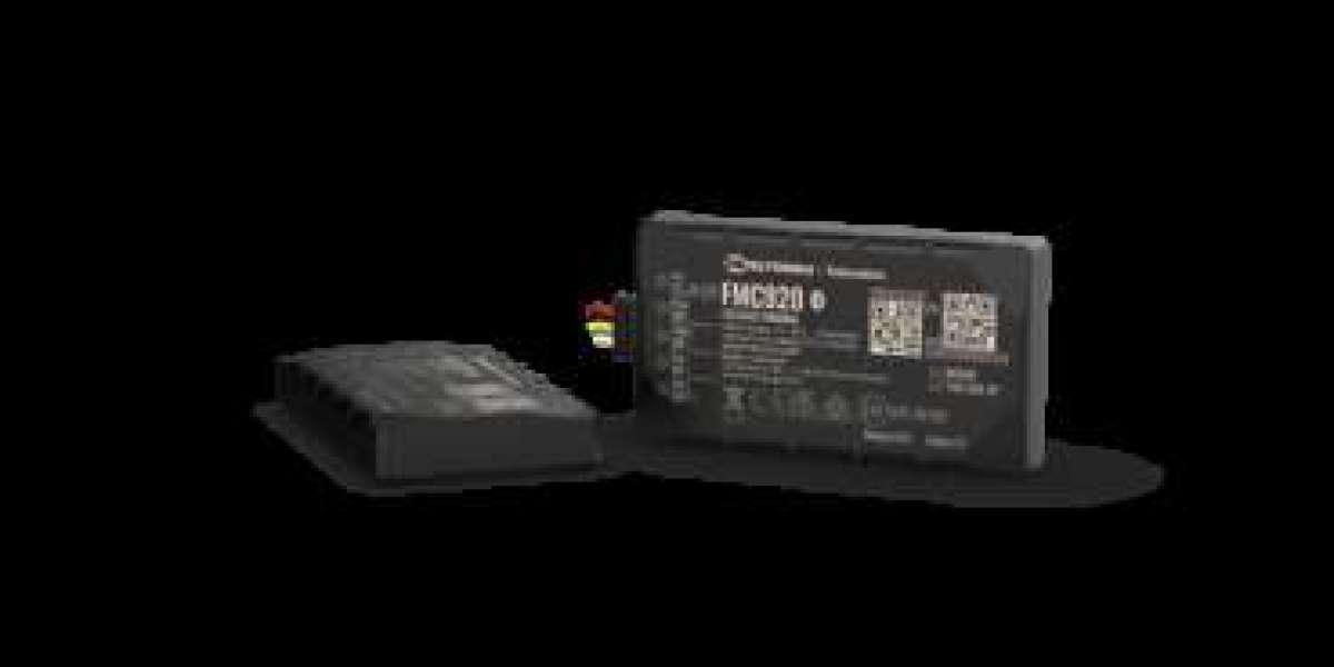 Why Every Logistics Company Needs a Fleet Management GPS Tracker