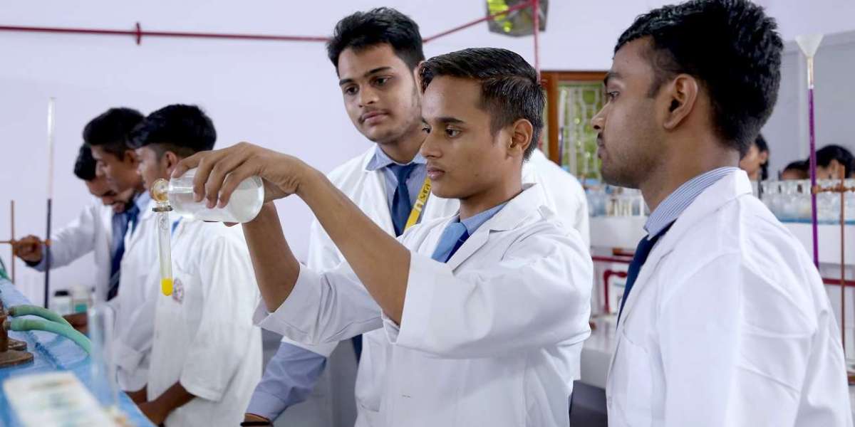 Best CBSE Schools in Varanasi for Class 11: A Complete Guide for Parents
