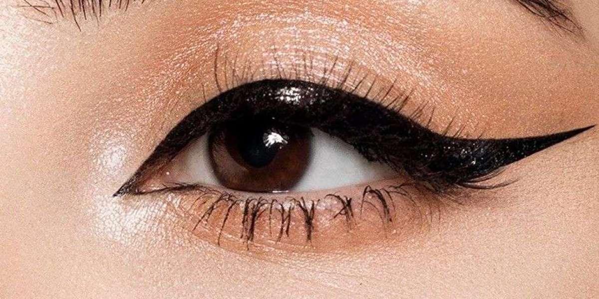 Eyeliner Market Potential Creating New Opportunities Across the Global Beauty Industry