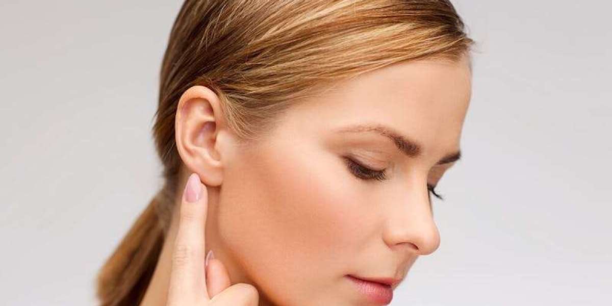 Who is a good candidate for Earlobe Reduction