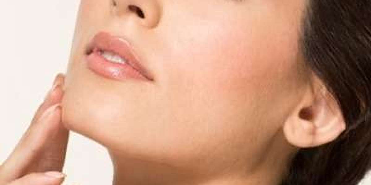 Can Chin Liposuction Help Achieve a More Sculpted Profile?