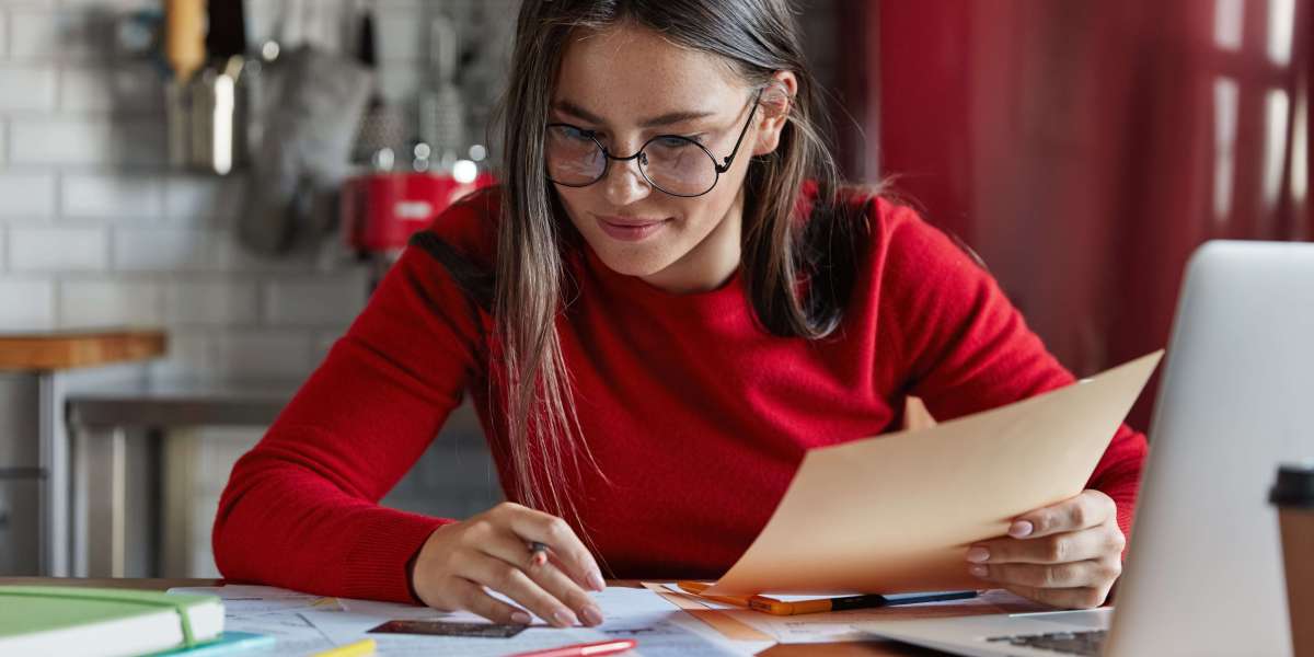 Understanding Machine Learning Algorithms for Academic Assignments