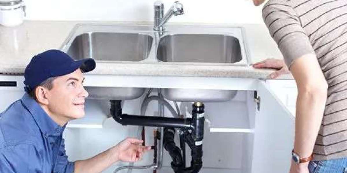 W​hen a Small Plumbing Le​ak Becomes a Bigger Problem