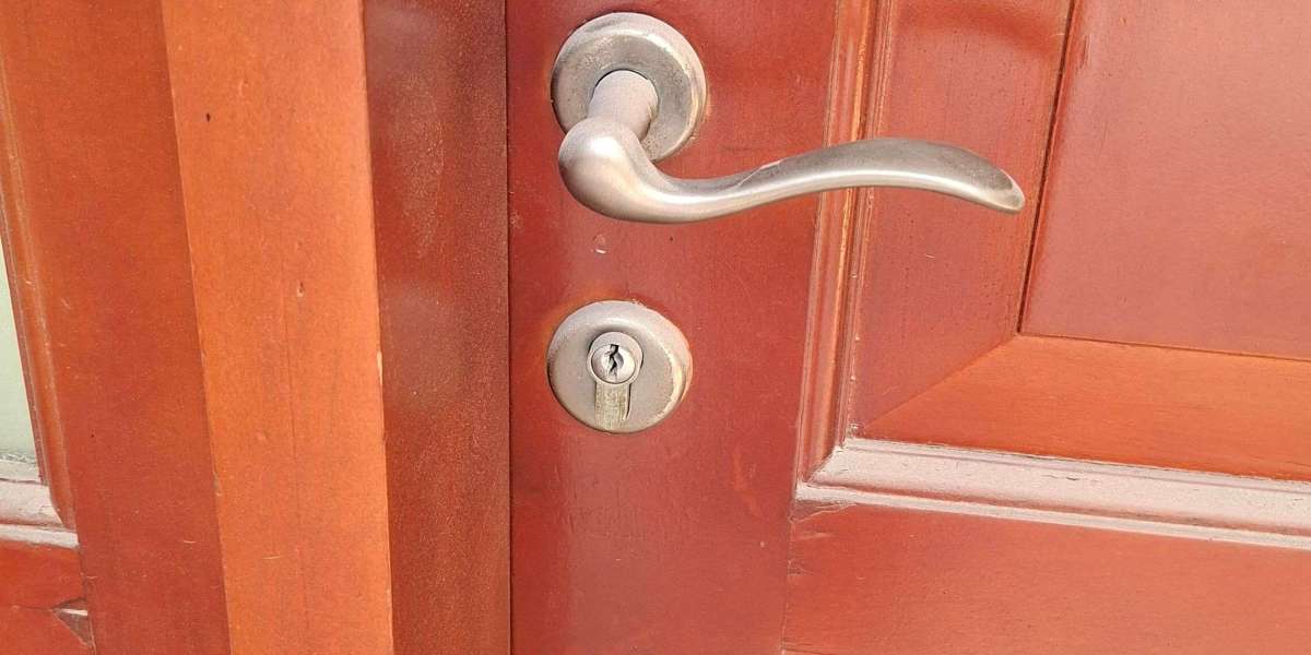 Your Door Lock Is Still Working, So Why Would You Replace It? A Dubai Homeowner’s Guide